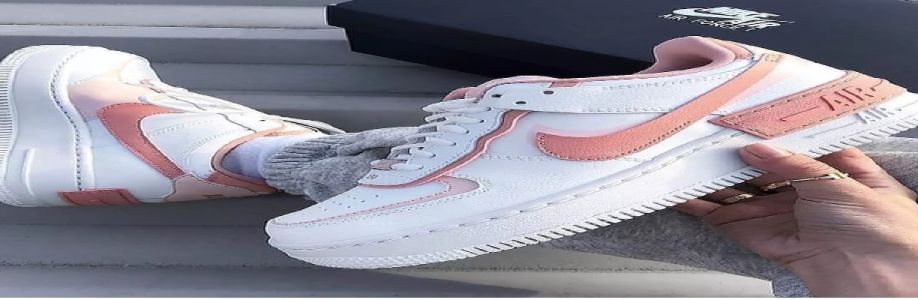 sneakerplug.co.il Cover Image