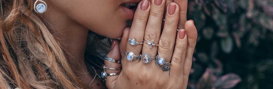 luis perry Cover Image