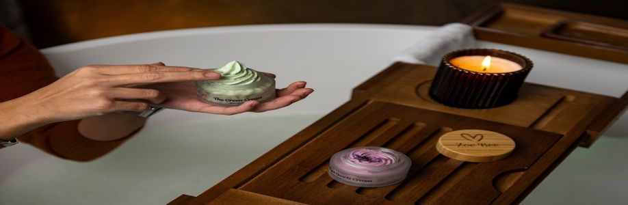 Zoe Bee Beauty Cover Image