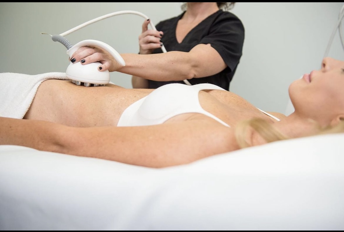 Venus Versa Body Contouring | Skin Tightening | Glow Med Clinic