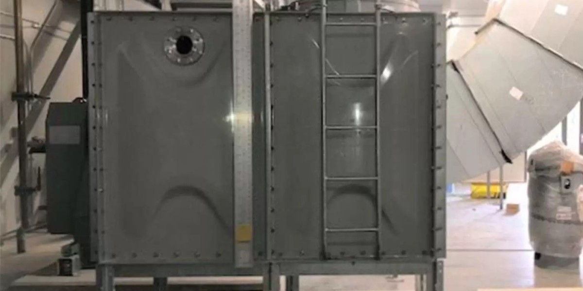 How to Properly Maintain Your Water Storage Containers