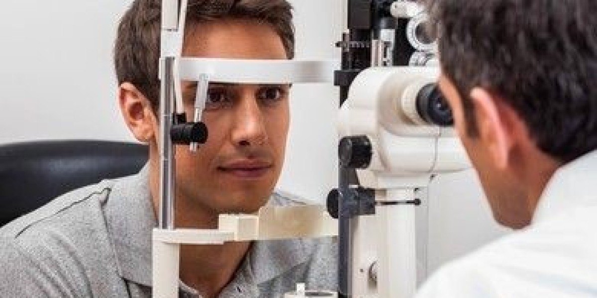Best Ophthalmologist in Faridabad – Expert Eye Care at Faridabad Eye Care Centre