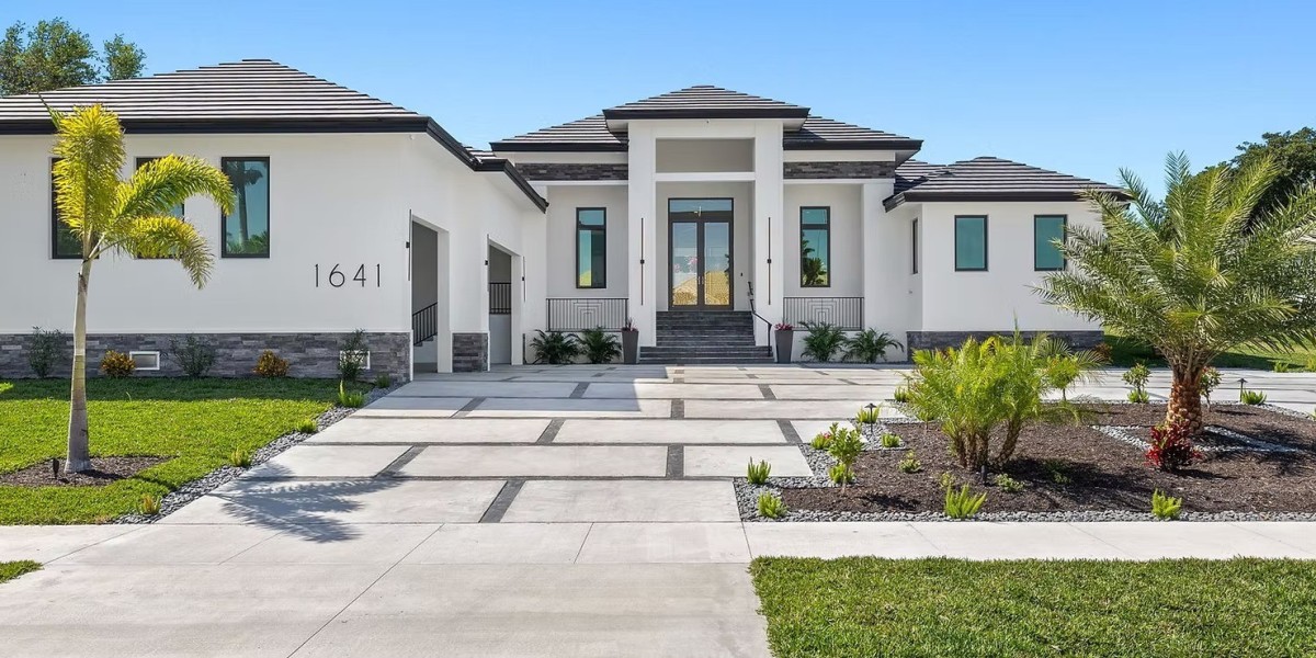 Custom Countertops Naples FL and Custom Home Builder by Royal Custom Homes