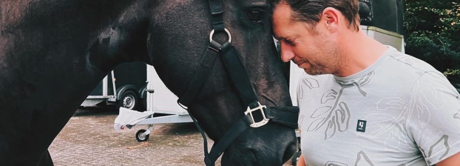 Oliver Bull Cover Image