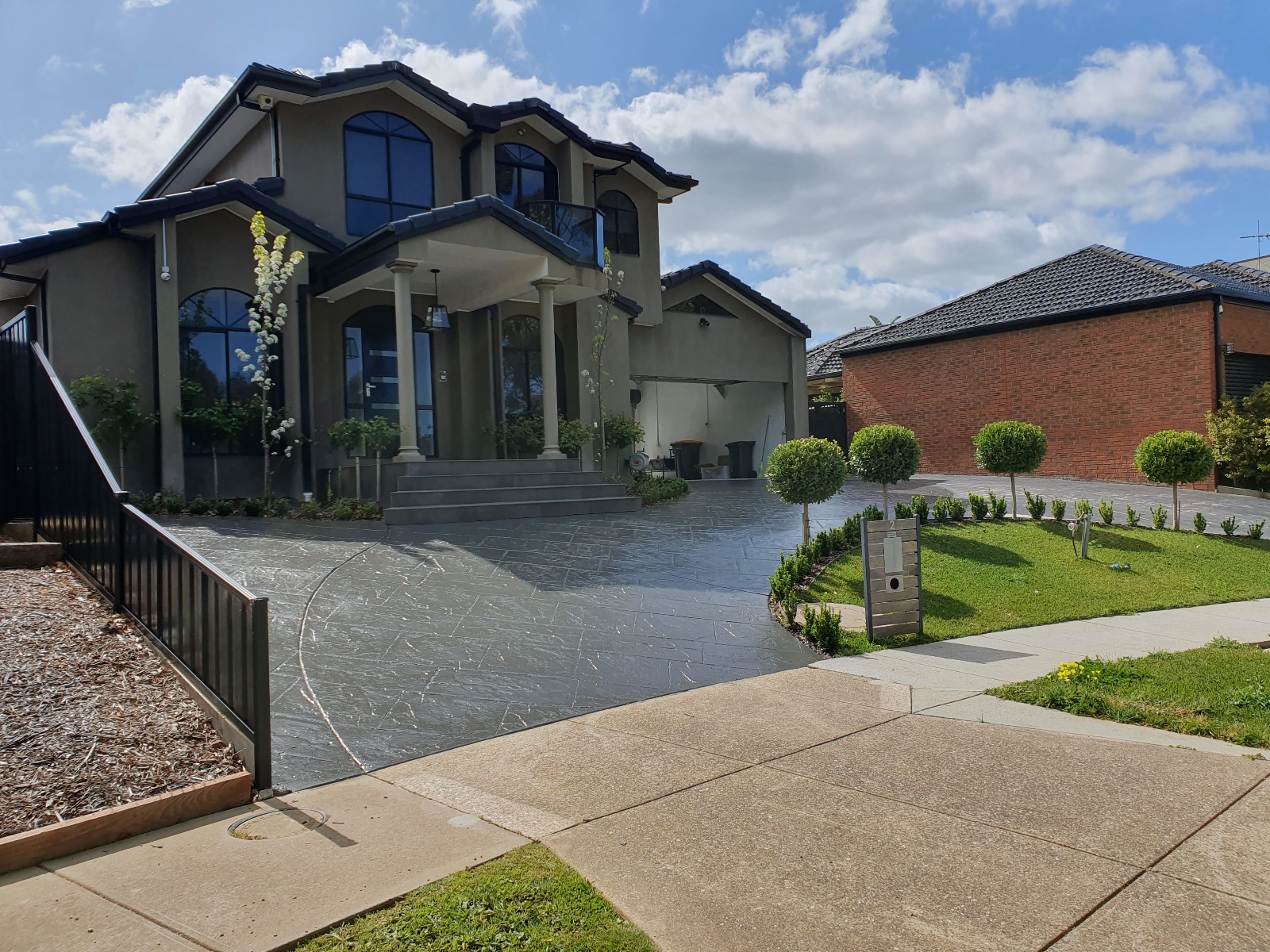 Concrete Sealing Melbourne | Expert Cleaning & Driveway Sealing