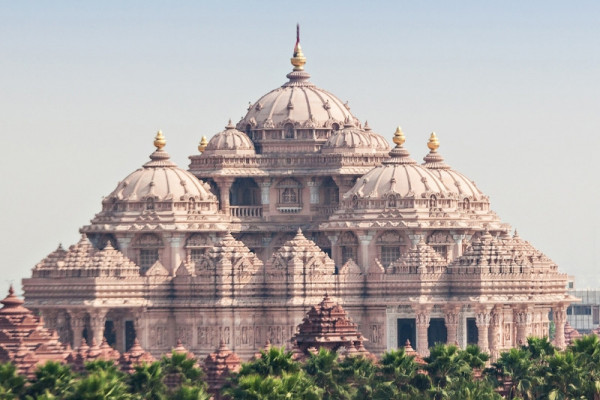 Take a 4-Day Ayodhya, Prayagraj, and Varanasi Tour with MFT