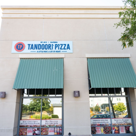 Tandoori Pizza in San Jose, CA - Indian Fusion Pizza Restaurant