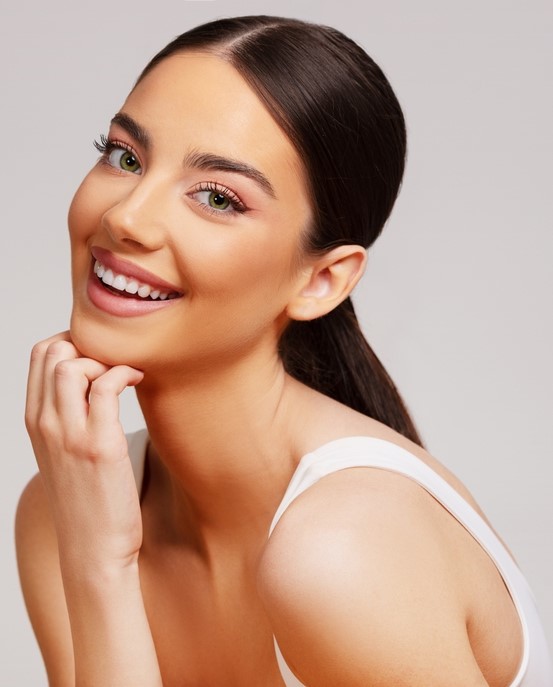 Bright Eyes Ahead: Comparing the Top 4 Polynucleotides for Under-Eye Rejuvenation - Medusa Beauty Zone