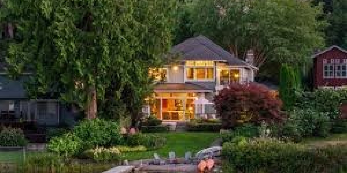 Lakeside grand condo – Lifestyle Redefined