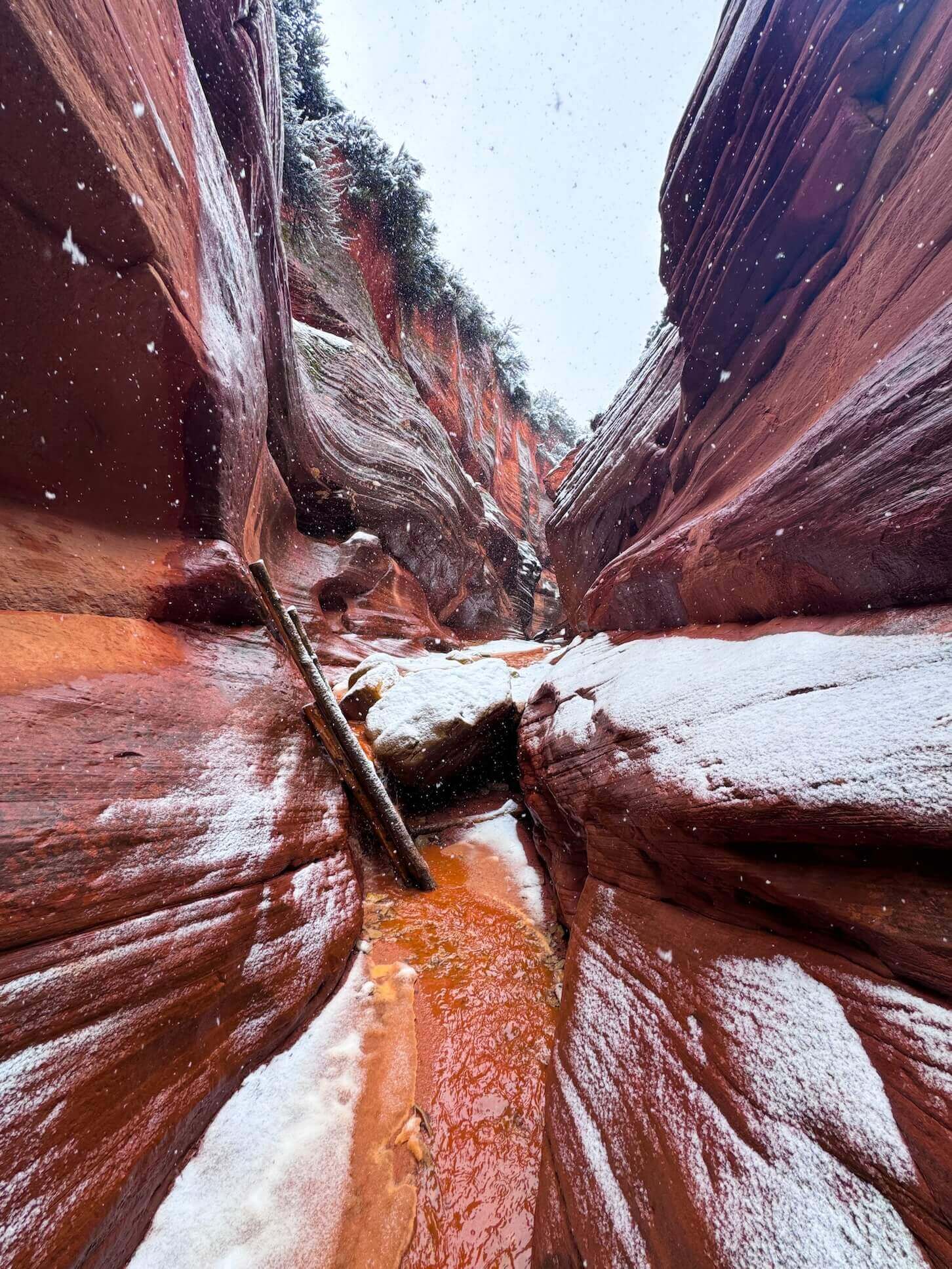 Your Guide to Hiking Peekaboo Slot Canyon | Kanab, Utah