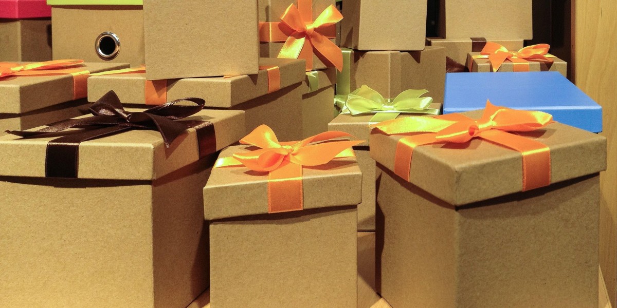 Seasonal Promotions Using Branded Gift Boxes
