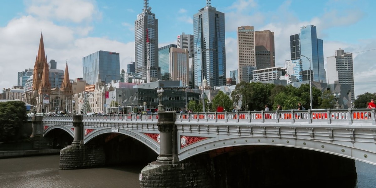 Transform Your Space: Top 5 Reasons to Hire Commercial Painters