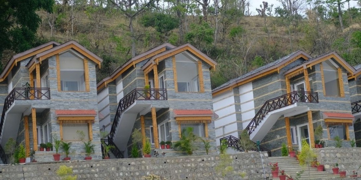 Best Hotels in Thano Dehradun for Couples – Discover Romantic Bliss at Himalayan Valley Retreat