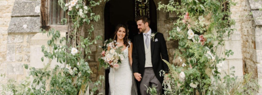 Katrina Otter Weddings Cover Image