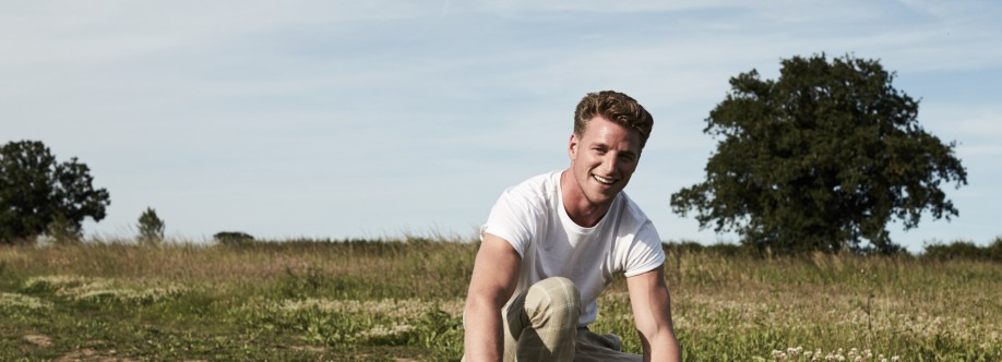 Roger Coach Cover Image