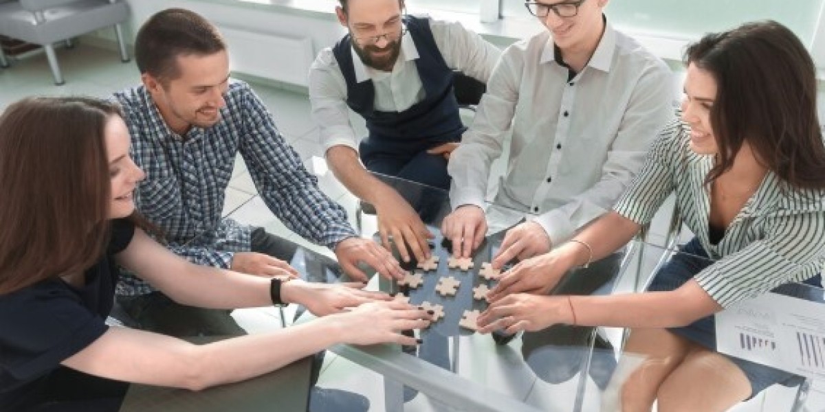Why Every Company Needs Indoor & Outdoor Team Building Programs