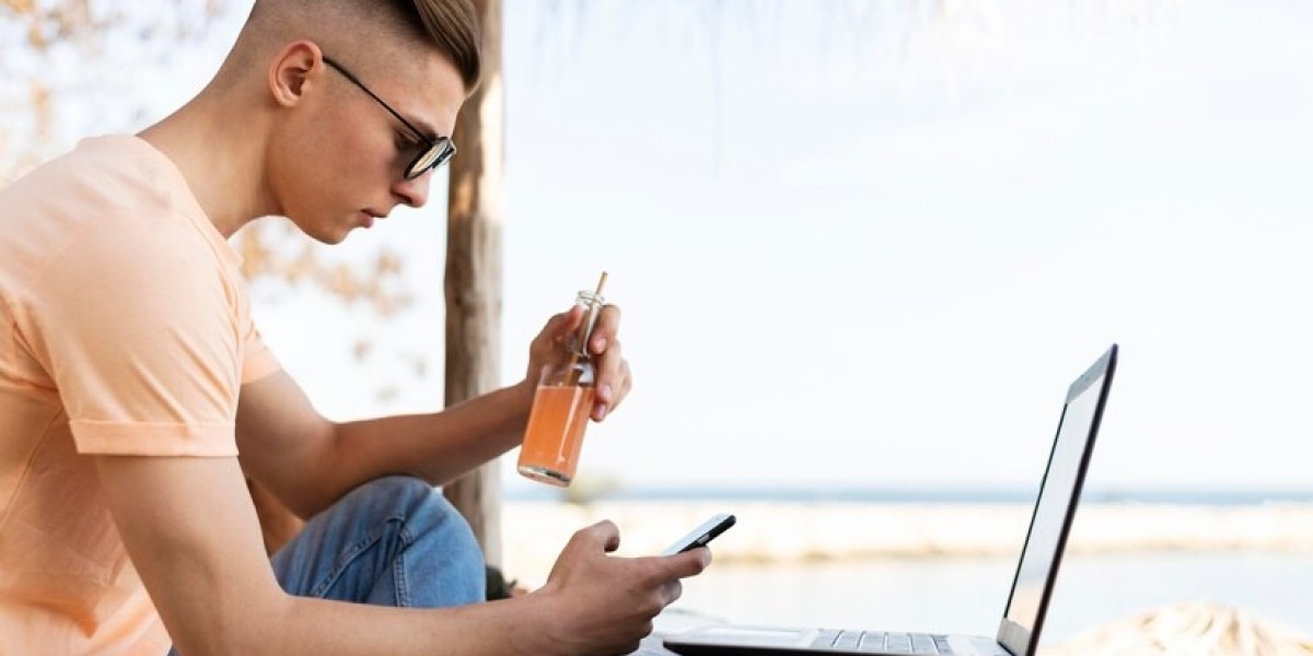 Top Digital Detox Retreats to Reconnect & Recharge