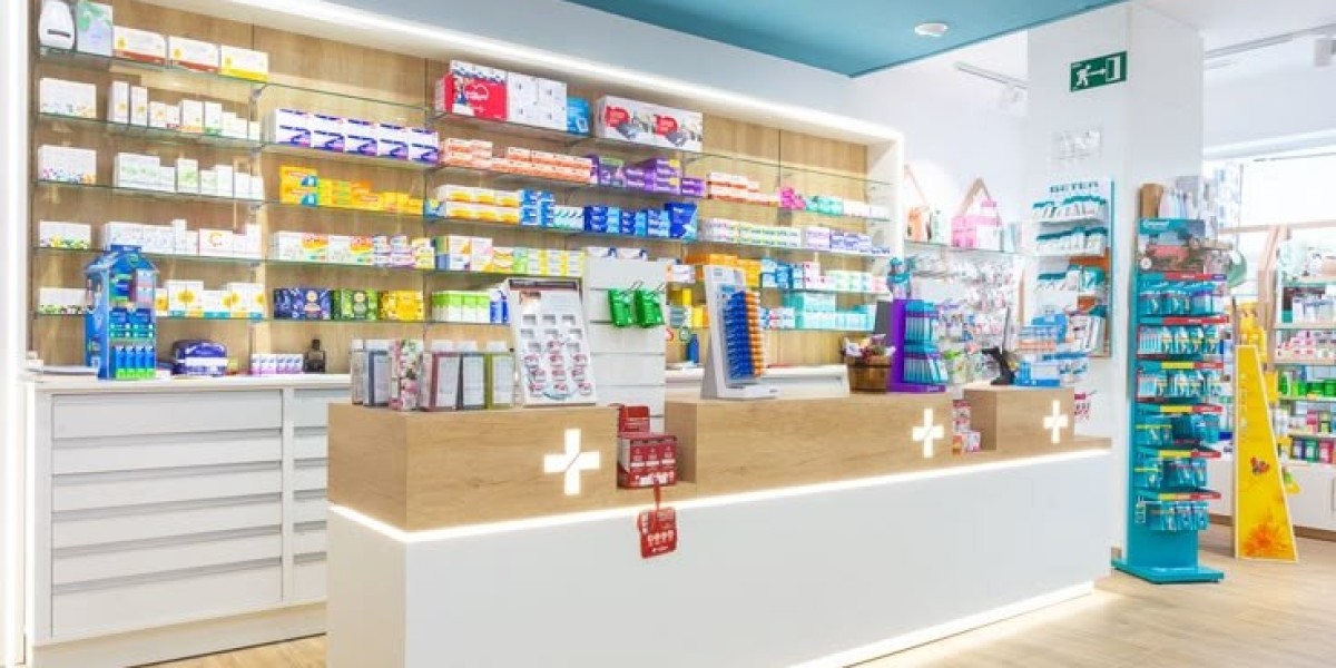Online Pharmacies vs Local Drugstores: What You Need to Know