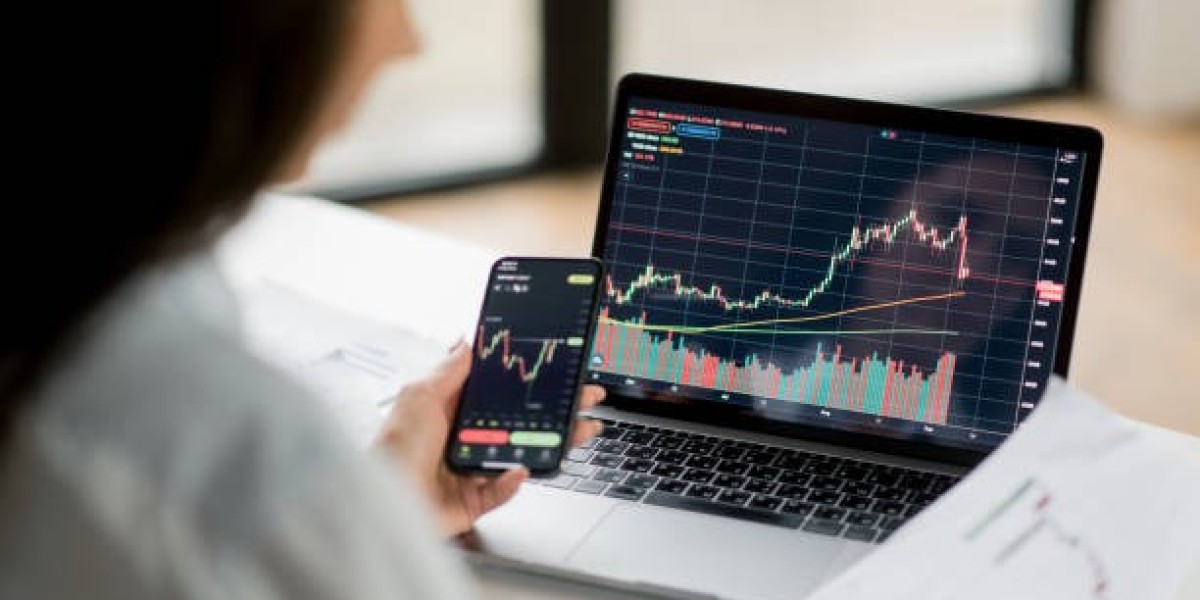 Empowering Cross-Border Commerce with Dynamic Currency Conversion and ISO 20022 Payments Platform