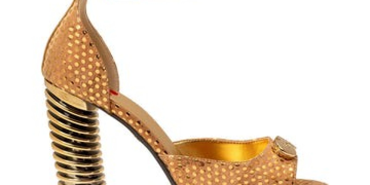 Step into Style: Discover the World of Bespoke Sandals with Fundae