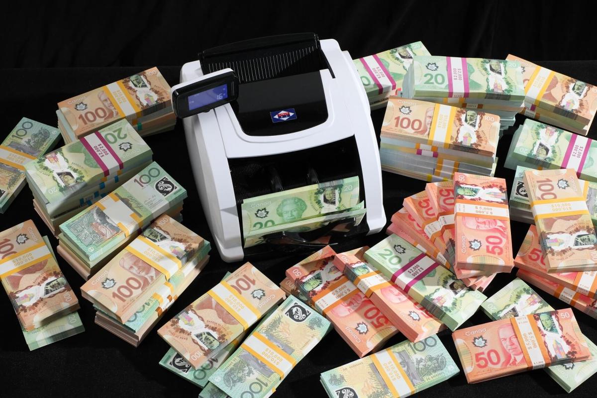 Movie Money vs Real Money: What’s the Difference and Why It Matters in Film Production – Play Movie Money