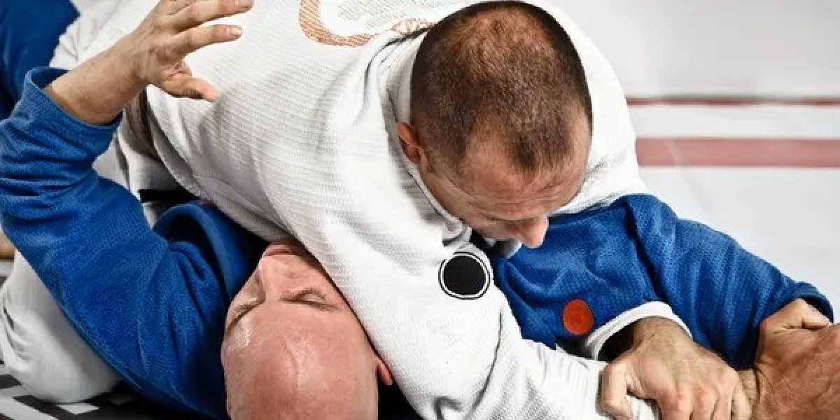 Master Self-Defense & Fitness with Knock Out: Best Brazilian Jiu Jitsu & Karate Classes in Delhi