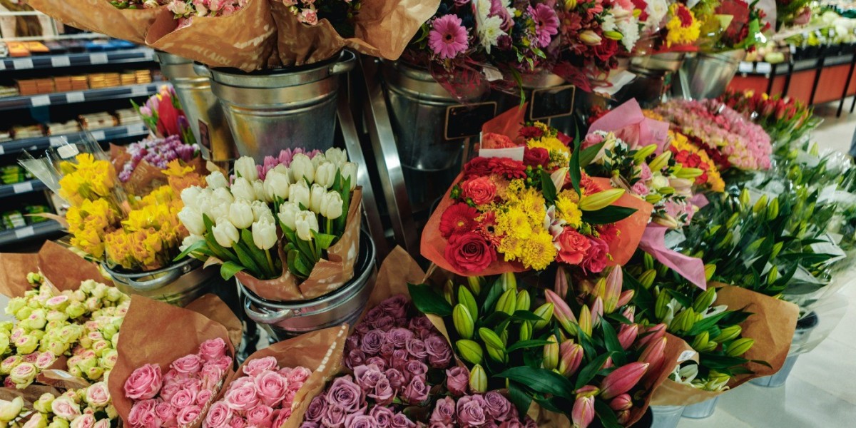 Same Day Flower Delivery with expert florists at Flowers Mart
