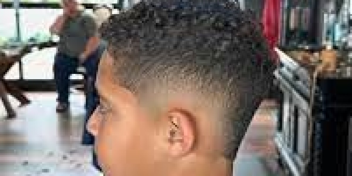 Beyond the Blade: Book Your Way into the Next Generation of Grooming at Z Cutz