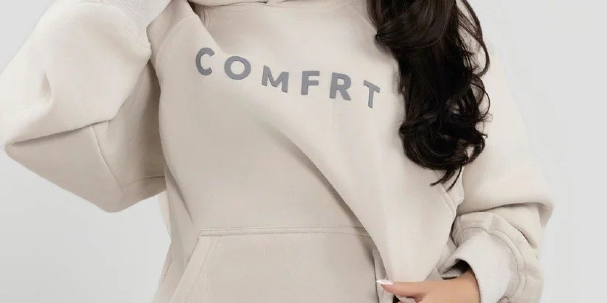 ComfortHoodie Works Well for Both Men and Women