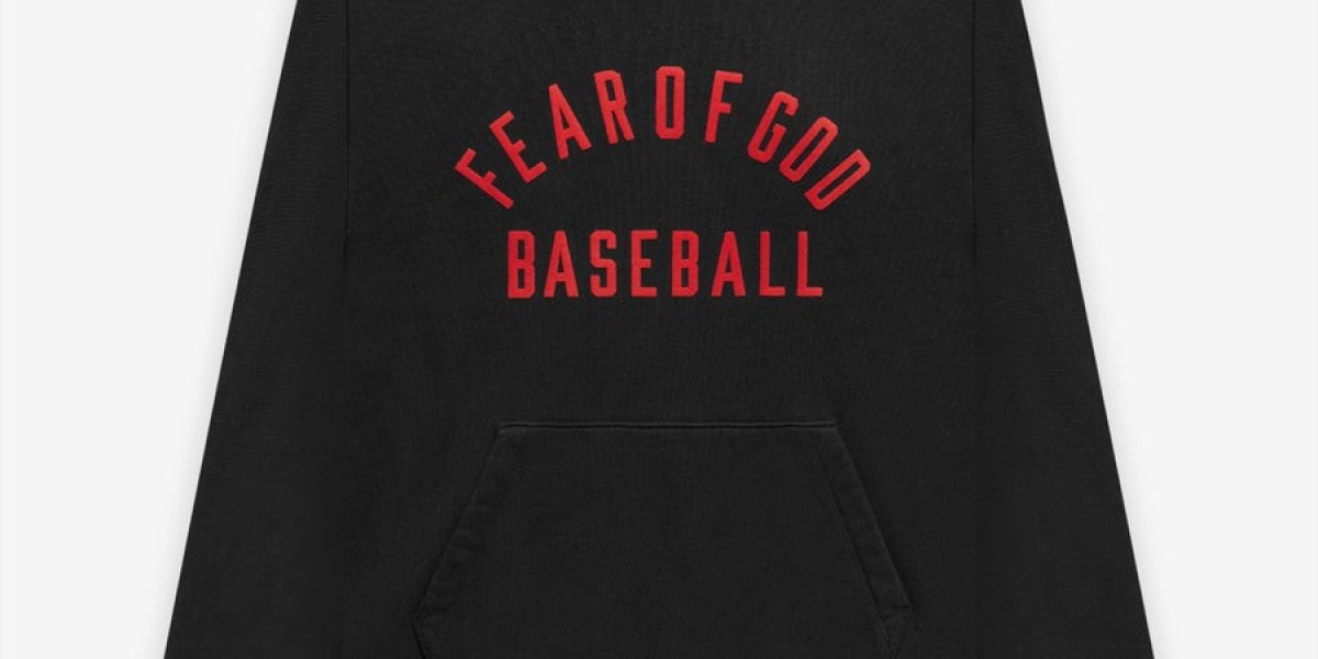 From the Gym to the Streets: The Versatility of the Essential Hoodie