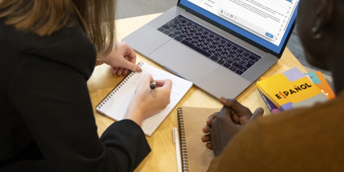 A Practical Guide to Increasing Online Visibility Through Content Contributions