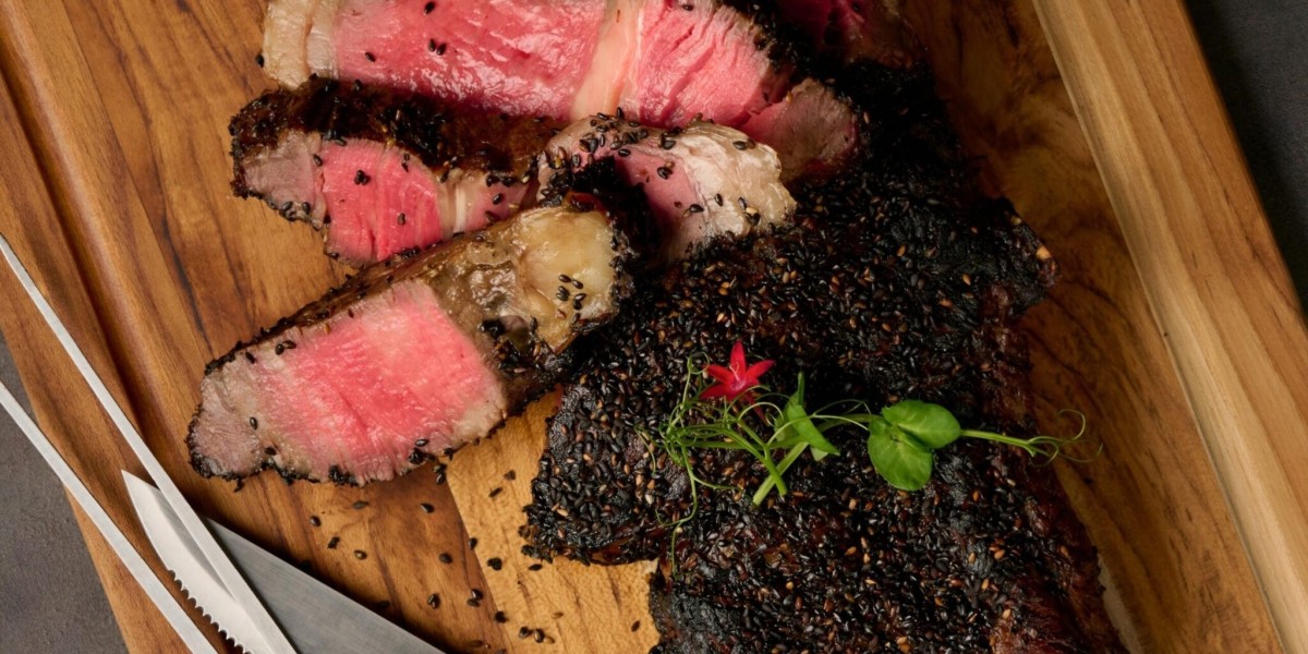 Best Beef Restaurant Singapore – Discover Tomahawk’s Unmatched Flavor