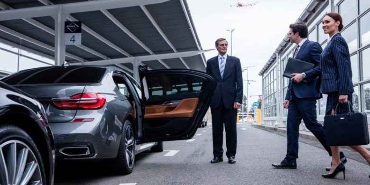 Top Benefits When You Pre Book Taxi to Gatwick This Season