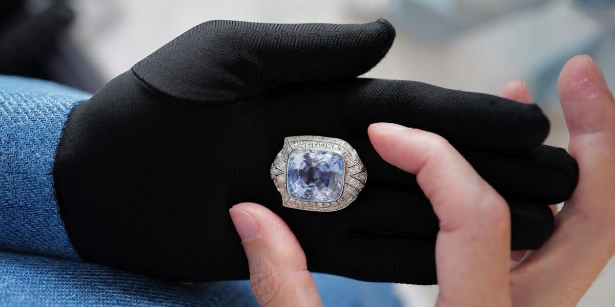 Три ключевых критерия экспертной оценки винтажных украшений