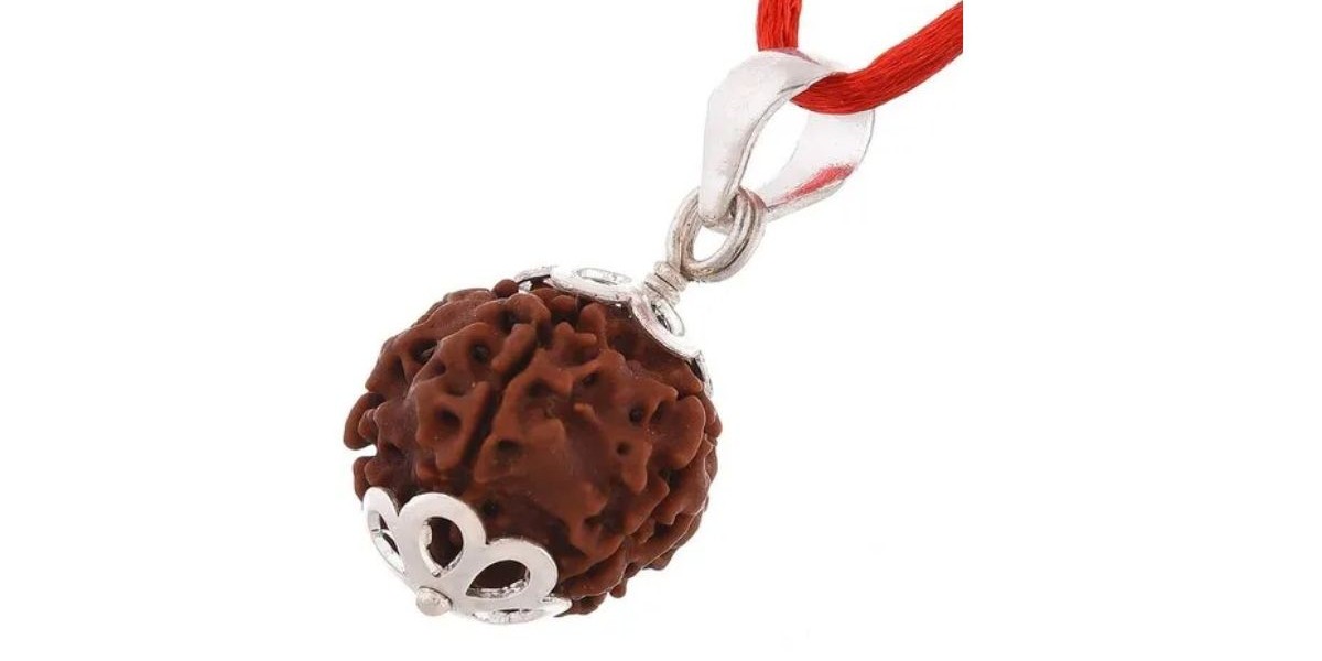 8 Mukhi Rudraksha for Balance, Wisdom and Inner Strength