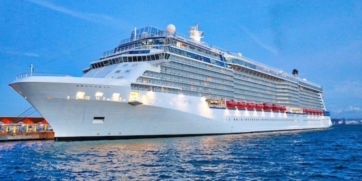 Cruise Port Transfers: Start Your Vacation in Comfort and Style