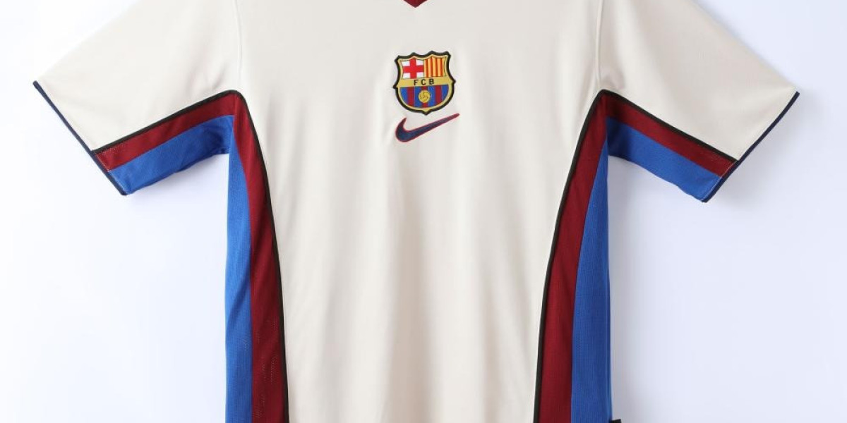 احصل على أفضل قميص برشلونة اليوم قبل نفاد الكمية