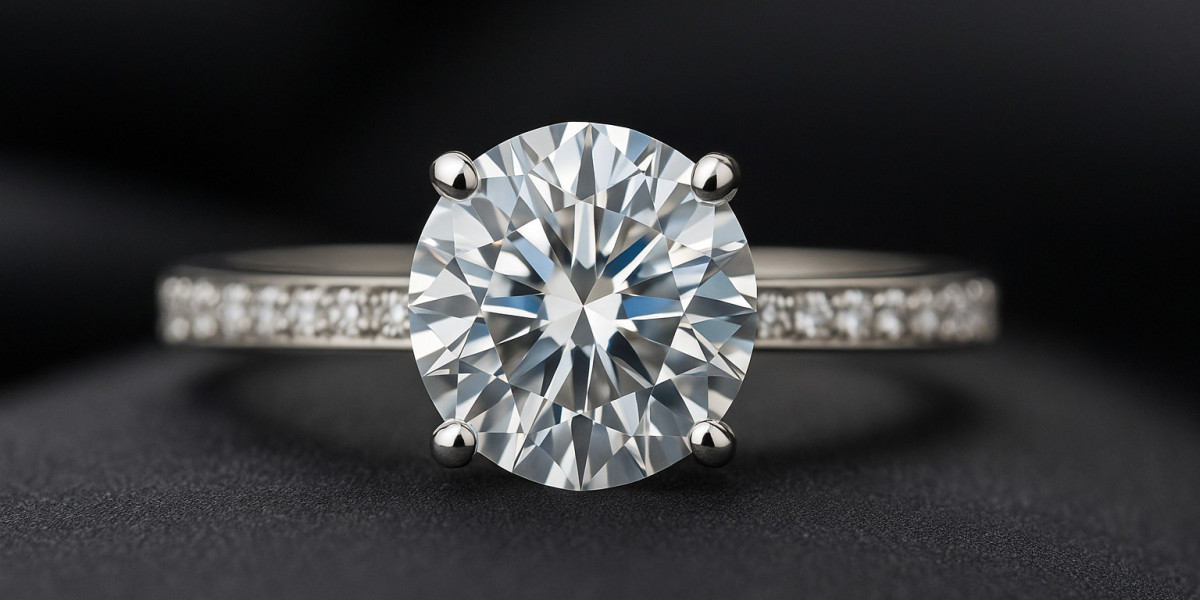 Guide to 4 Carat Diamond Rings and Diamond Charts