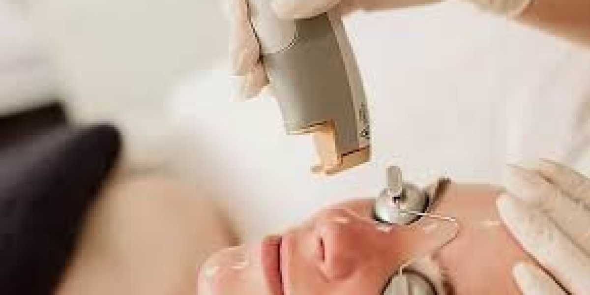 Discover the Benefits of Microneedling in Richmond at Triniti Laser Clinic