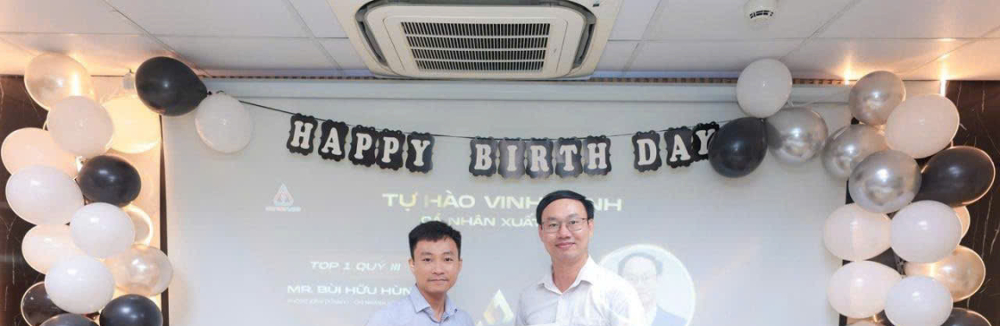 Hoàng Gia Hưng Cover Image