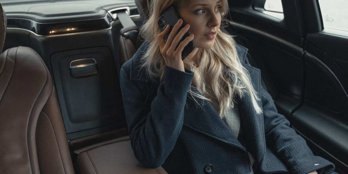 Why Professional Drivers Are Key for Stress-Free Journeys