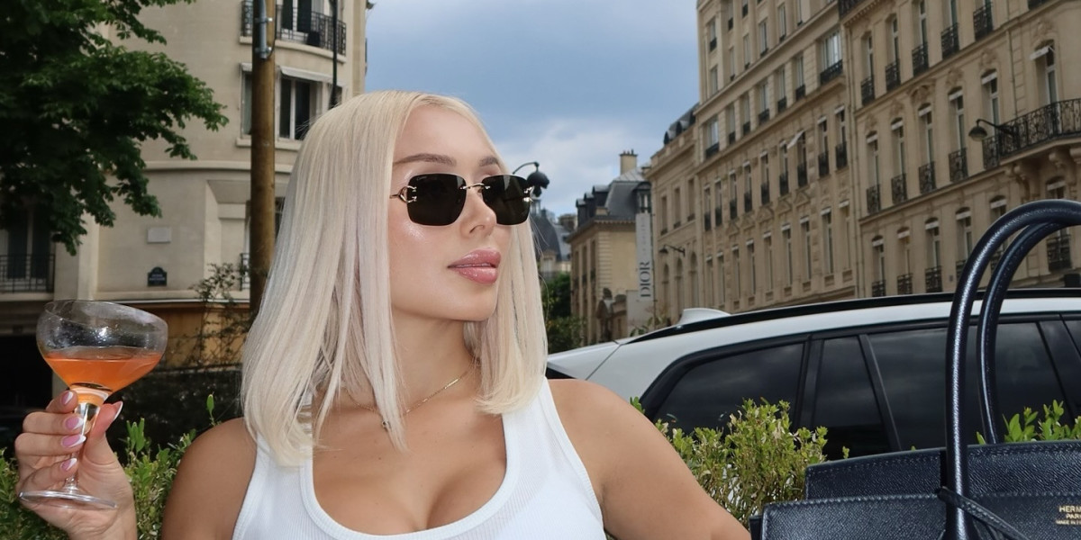 Independent Escort In Abu Dhabi	+971555401760