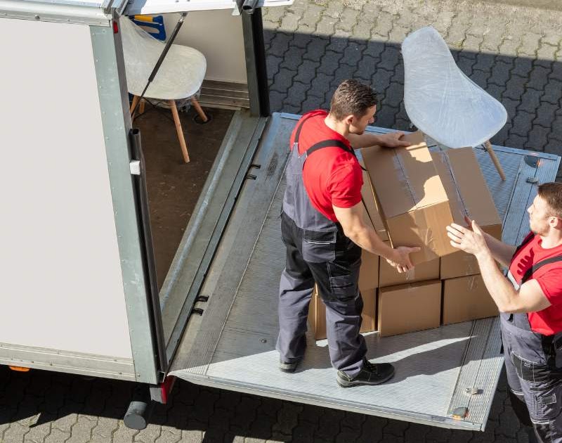 Advantages Of Choosing Expert Packers and Movers For South Extension: Make Your Move Easier