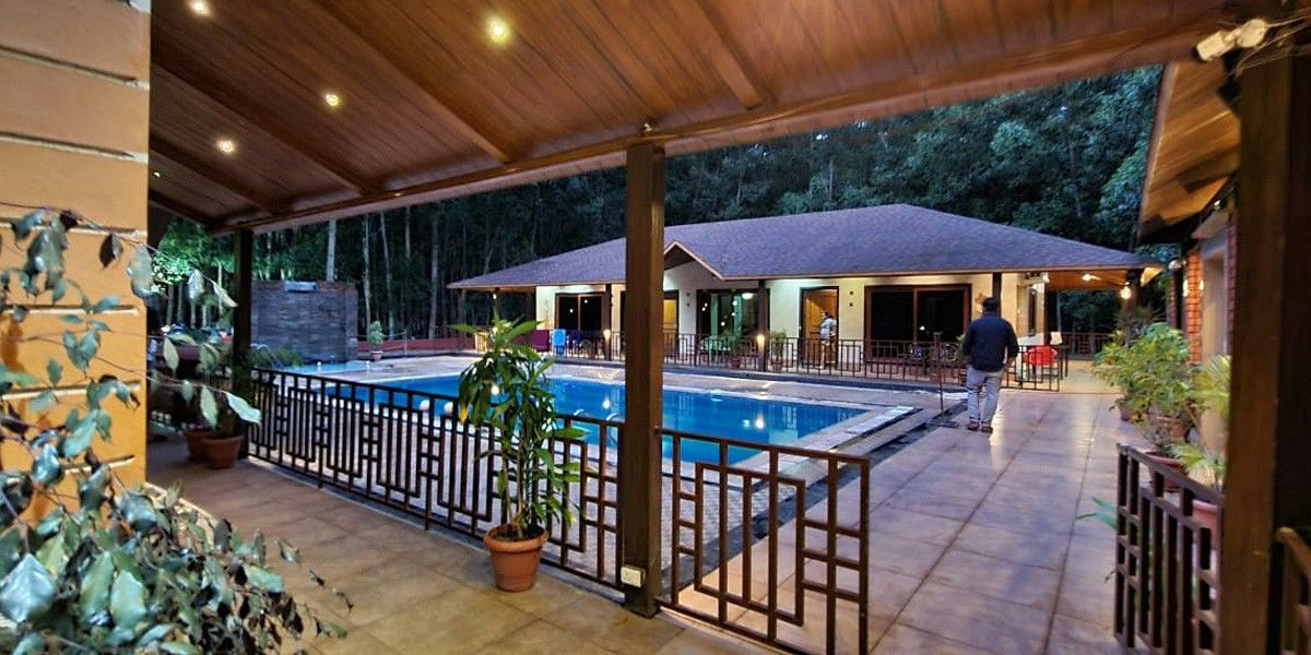 Which is the best place for a family tour in India?