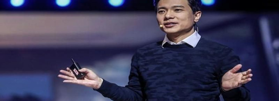 CEO Trần Trung Quốc Cover Image