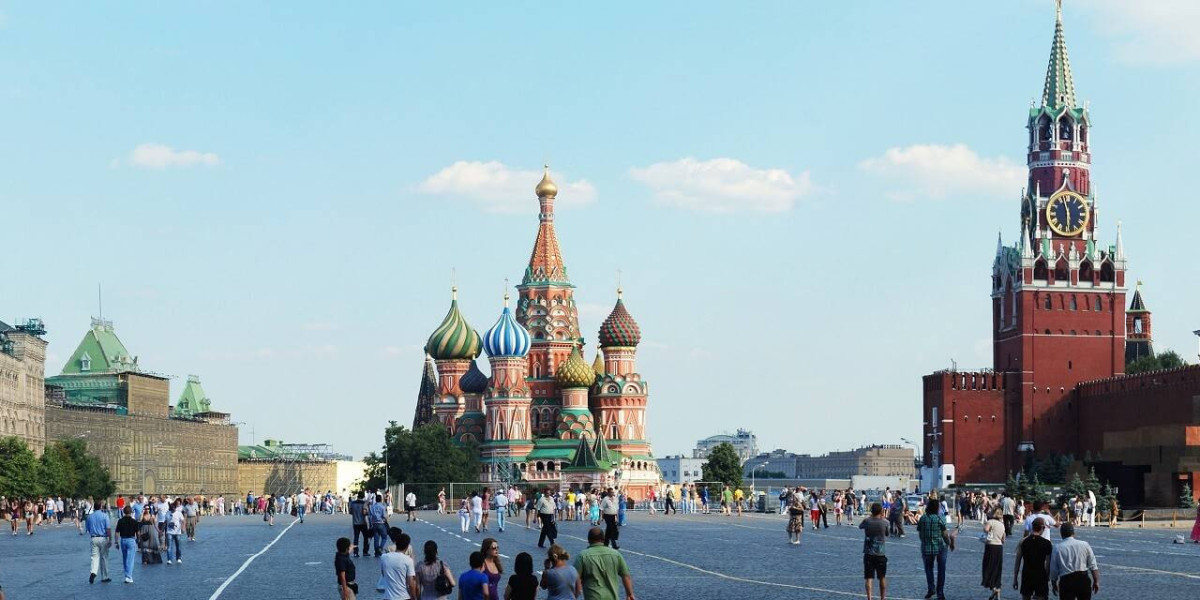 Russia Northern Light Packages – Experience the Magic of Aurora Borealis