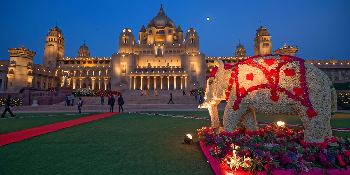 Discover the Royal Grandeur: Luxury Rajasthan Tour Packages