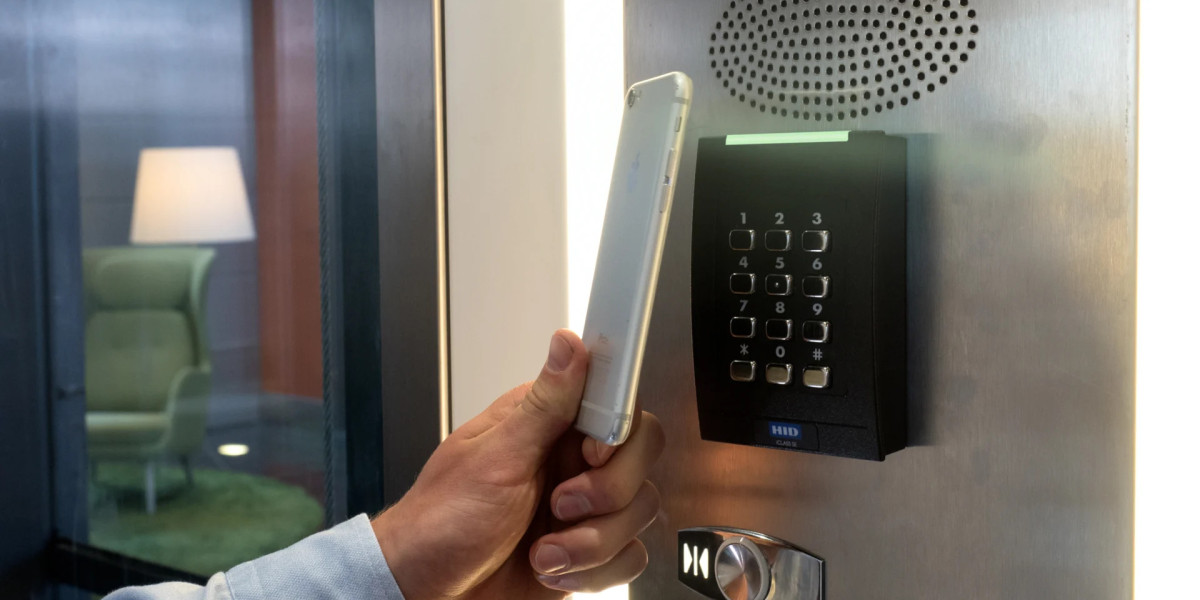 What Features Should I Look For When Choosing A Home Security System In Montreal?