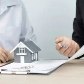 Why You Need a Real Estate Lawyer When Buying or Selling Property in Burlington