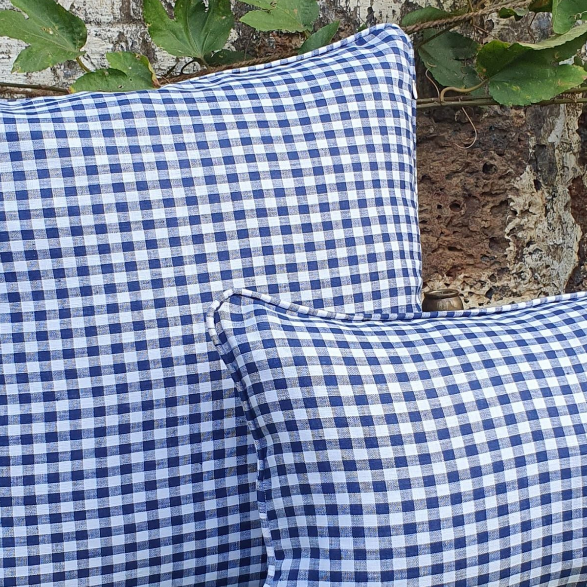 5 Creative Ways to Style Checkered Cushions for Christmas – Kolka